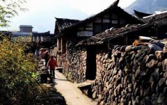 是一个有着500多年汗青的古村